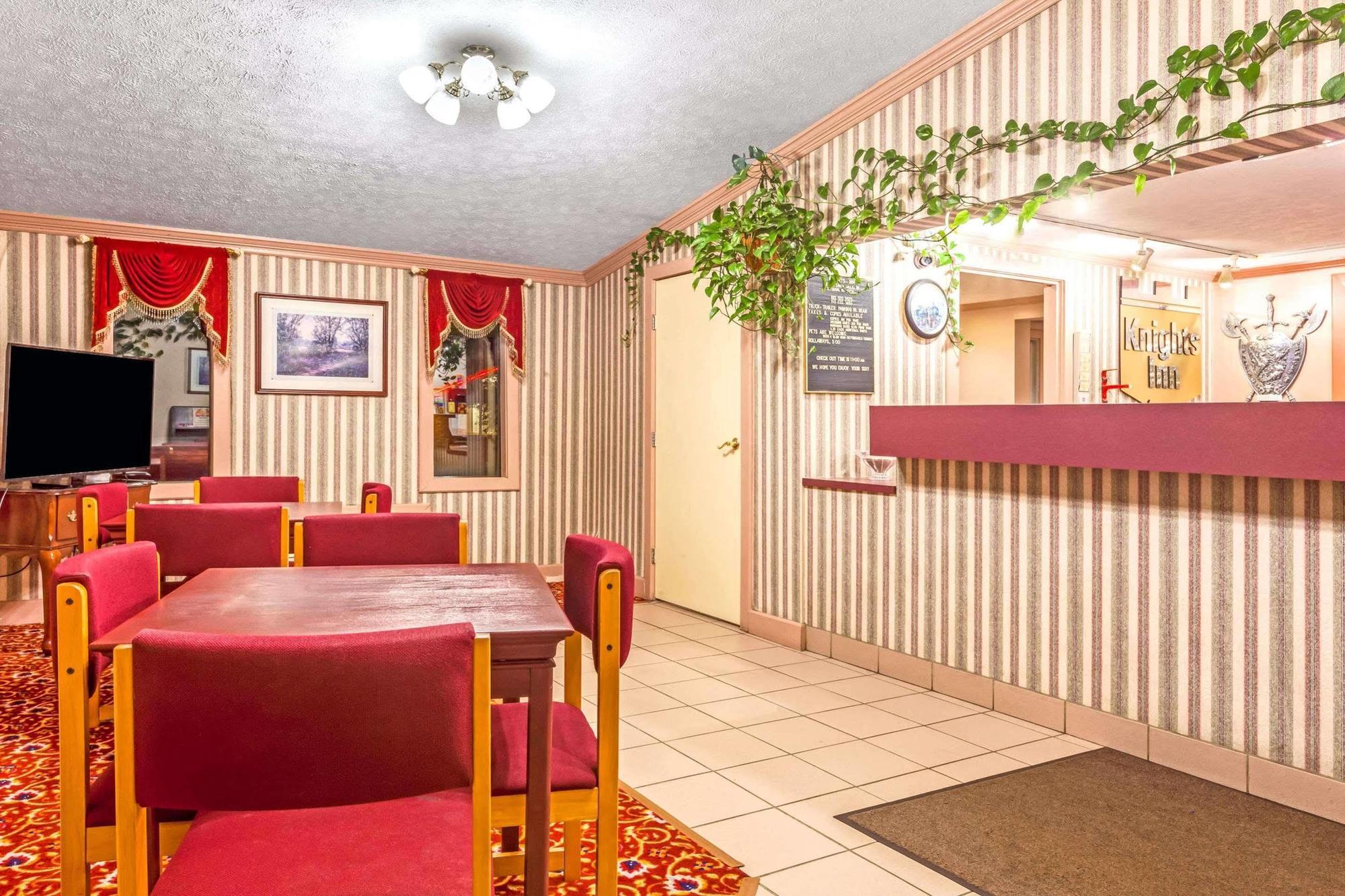 Knights Inn - Seymour Bagian luar foto