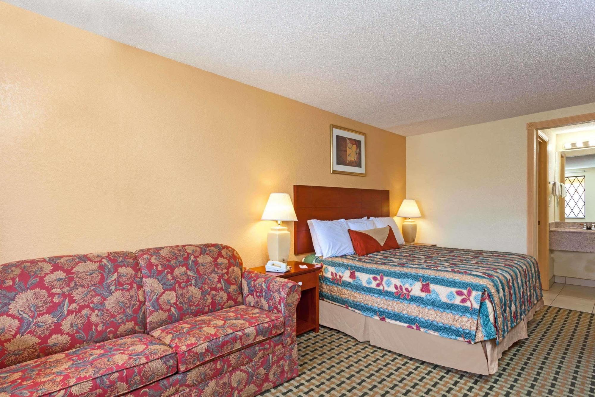 Knights Inn - Seymour Bagian luar foto
